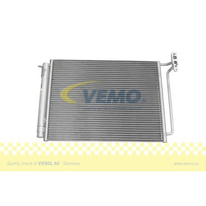 Photo Condenser, air conditioning VEMO V20621015